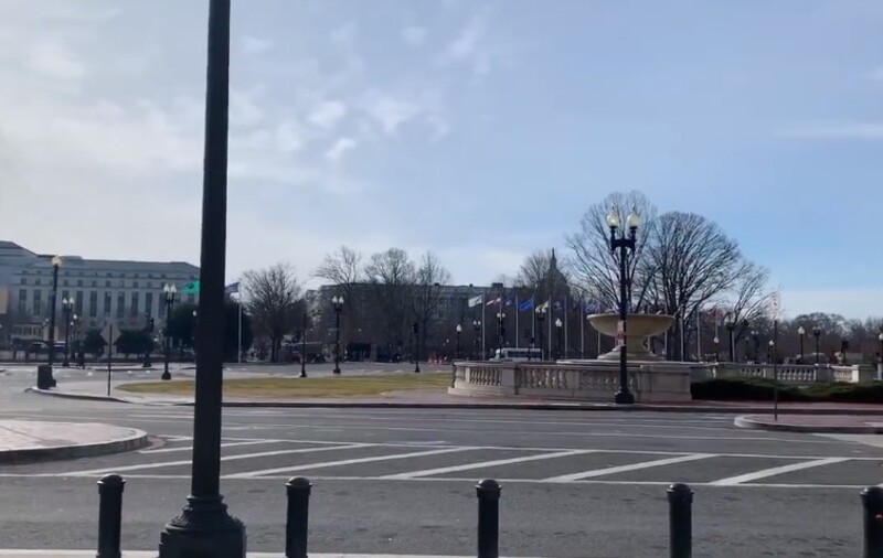 House sergeantatarms says Capitol will remain closed to visitors 'I